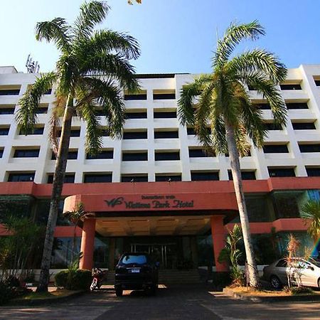 Wattana Park Hotel Trang Zewnętrze zdjęcie