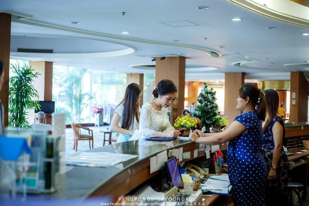 Wattana Park Hotel Trang Zewnętrze zdjęcie