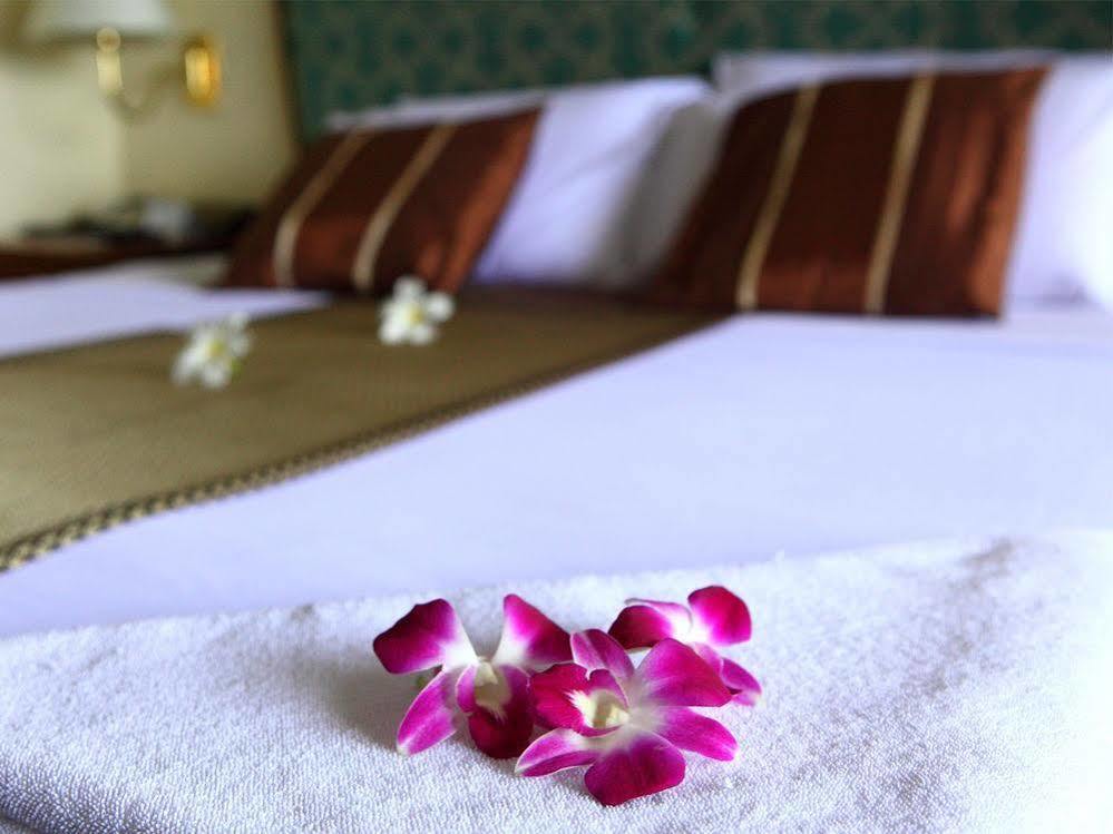Wattana Park Hotel Trang Zewnętrze zdjęcie