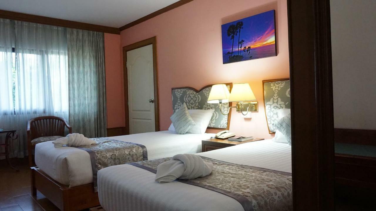 Wattana Park Hotel Trang Zewnętrze zdjęcie